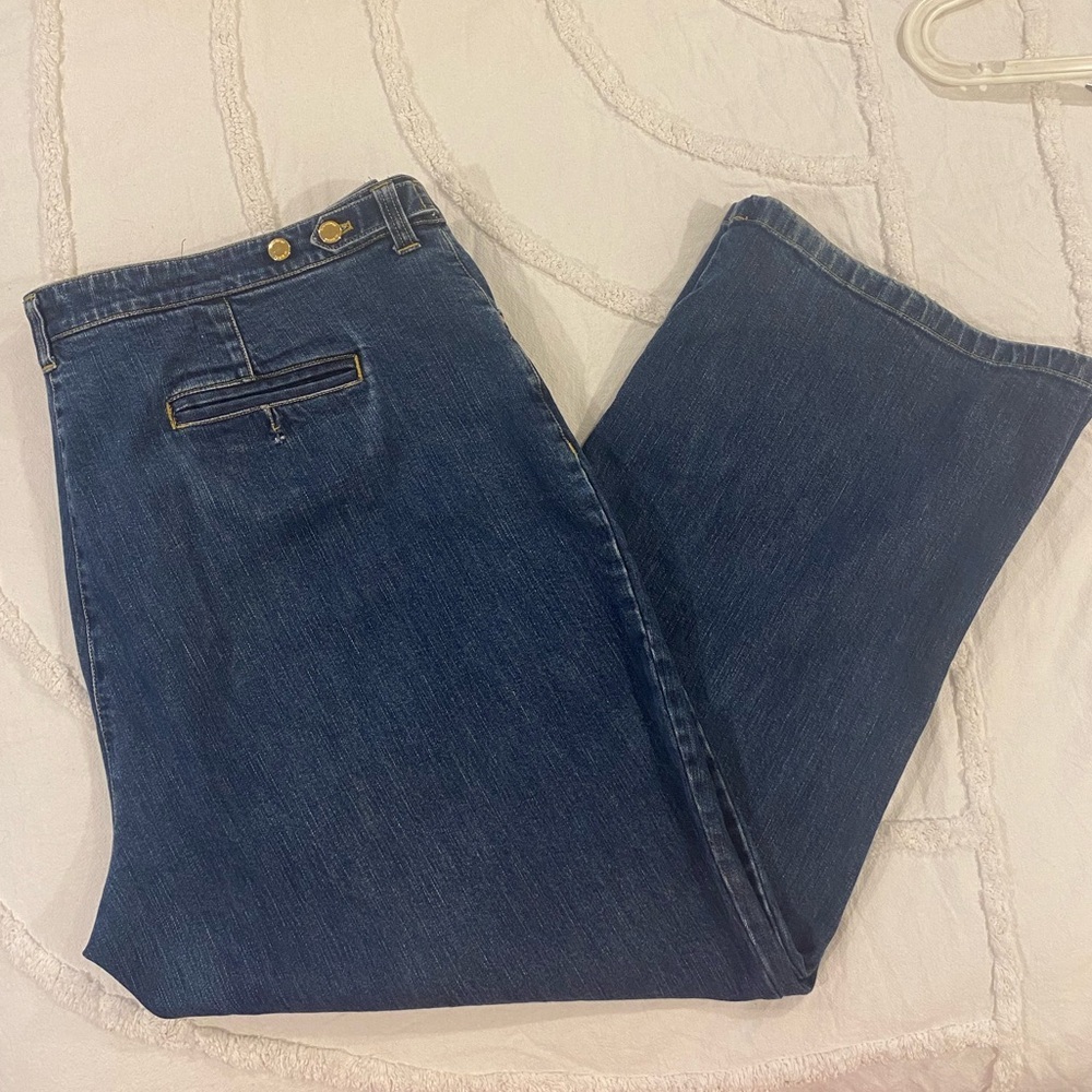 🌷Jones New York Dark Denim Flare Jeans Size 22 3/$30